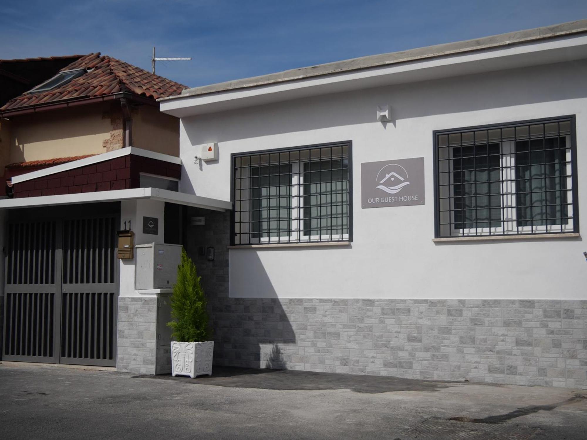 Our Guest House Фьюмичино Экстерьер фото