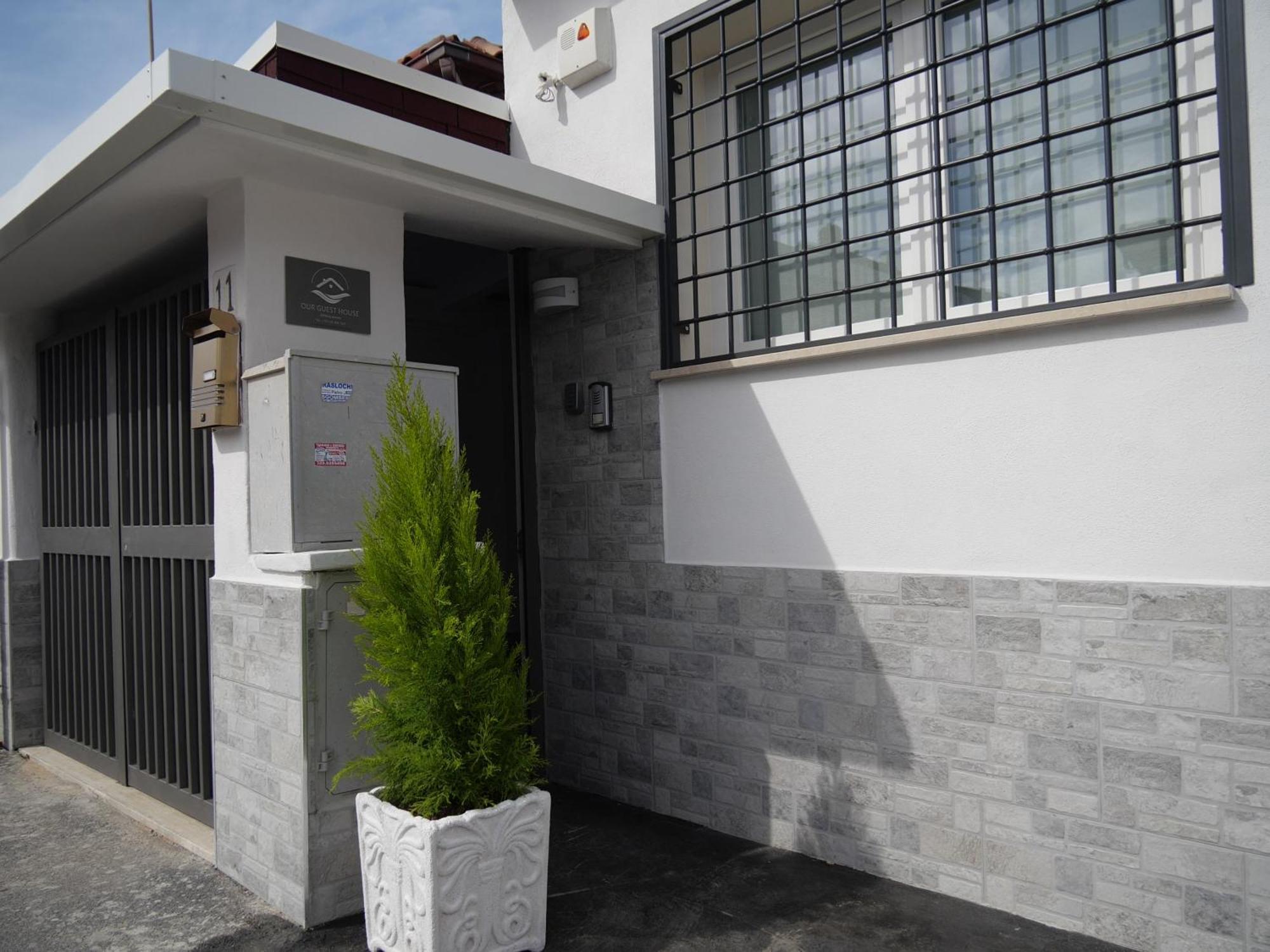 Our Guest House Фьюмичино Экстерьер фото