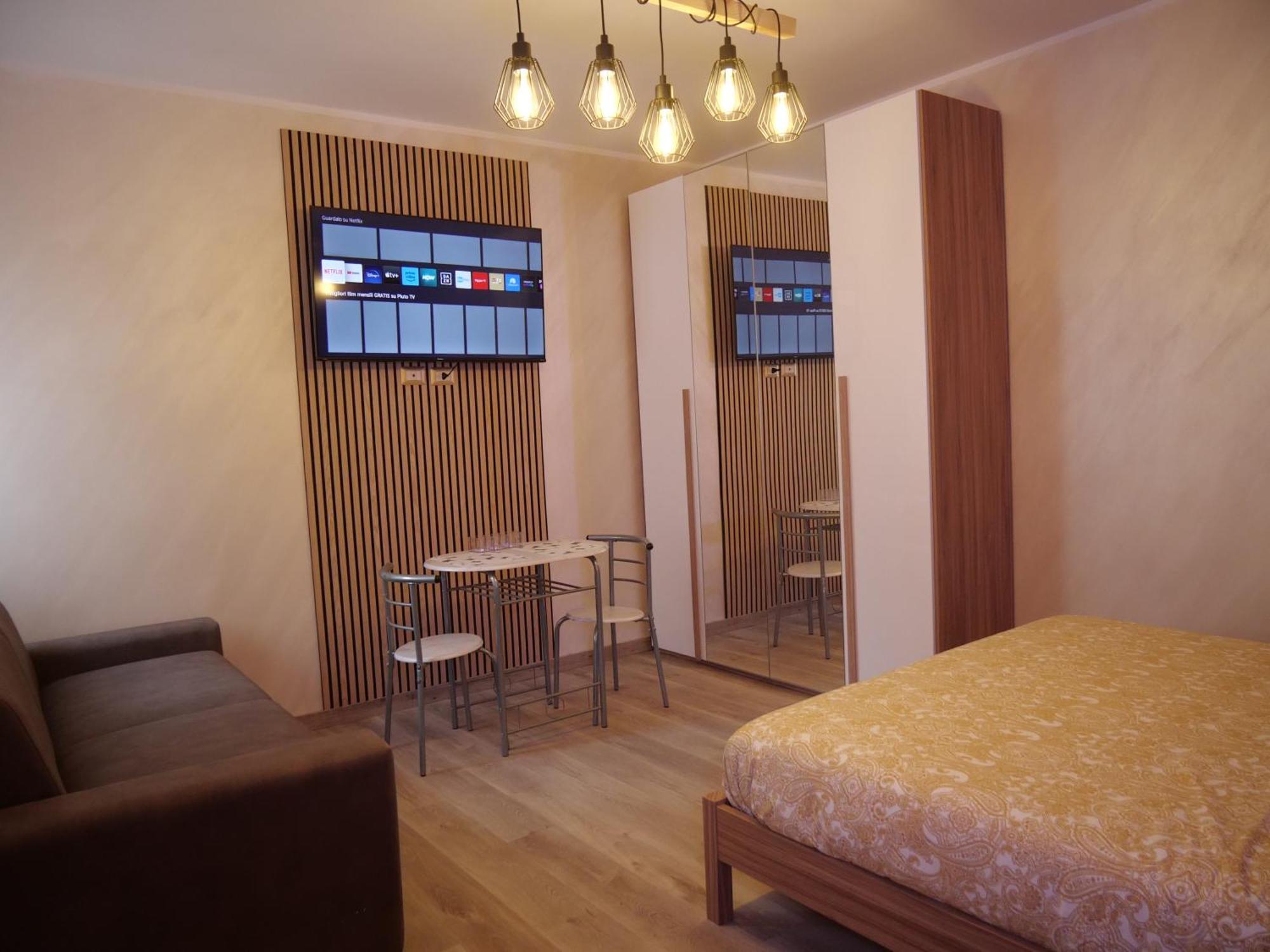 Our Guest House Фьюмичино Экстерьер фото